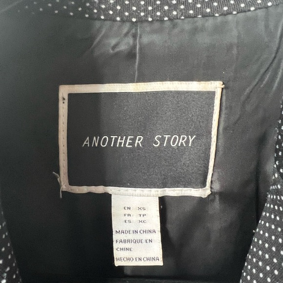 Another story blazer - Picture 6 of 6